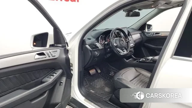 Mercedes-Benz GLE - Class W166 id 3134675 из Кореи 20