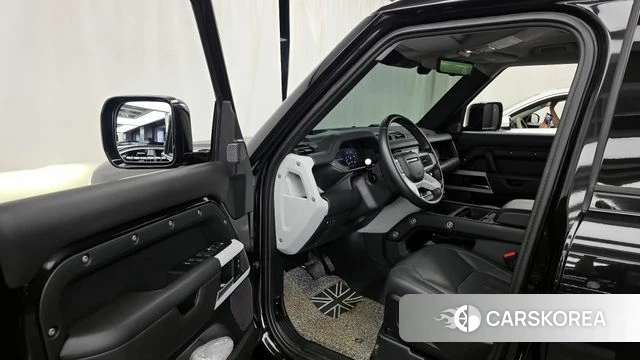 Land Rover Defender (L663) id 4355669 из Кореи 29