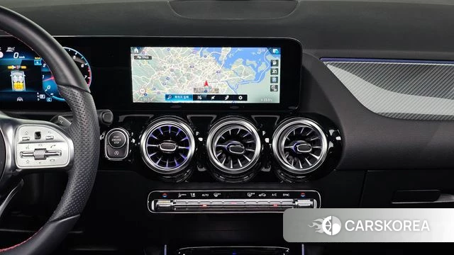 Mercedes-Benz GLA - Class H247 id 4725925 из Кореи 32