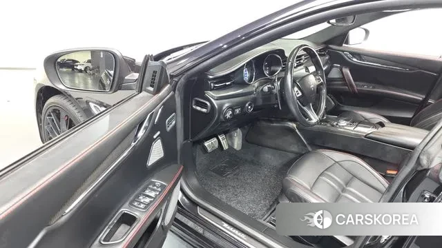 Maserati Quattroporte id 3552771 из Кореи 20