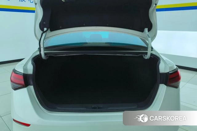 Nissan Xuan Yi id 3939477 из Китая 17