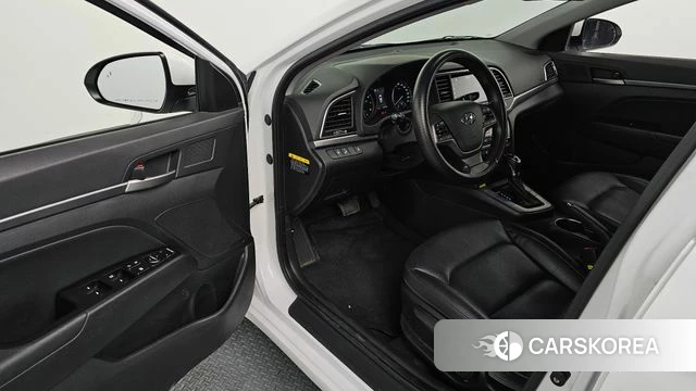 Hyundai Avante AD id 4672686 из Кореи 30