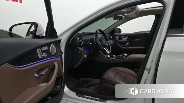 Mercedes-Benz E-Class W213 id 3955178 из Кореи 20