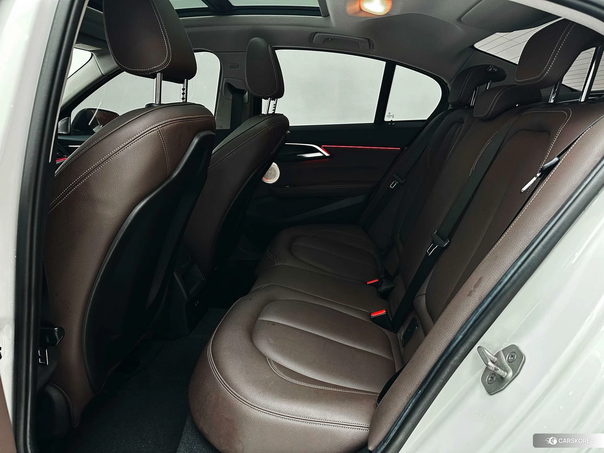 BMW 1 series id 4455042 из Китая 24
