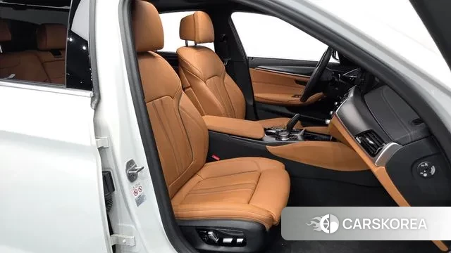 BMW 5 Series (G30) id 3758491 из Кореи 20