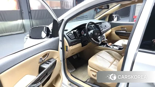 Kia The New Carnival id 3728627 из Кореи 20