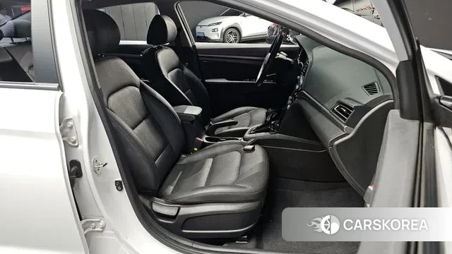 Hyundai The New Avante AD id 3004741 из Кореи 20