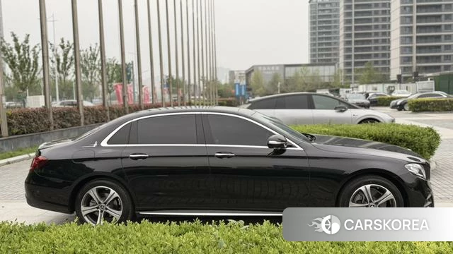 Mercedes-Benz E-class id 4241165 из Китая 16