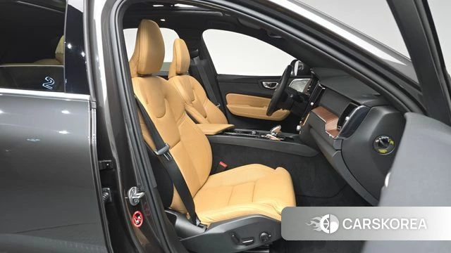 Volvo XC60 second Generation id 4315346 из Кореи 35