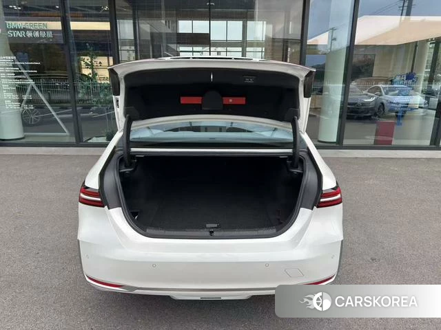 BMW i5 id 4259261 из Китая 11