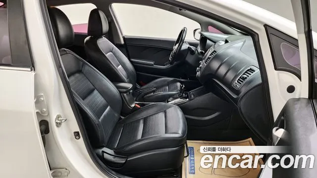 Kia The New K3 id 2283983 из Кореи 20