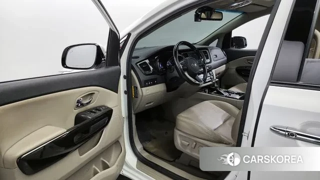 Kia The New Carnival id 2976591 из Кореи 20