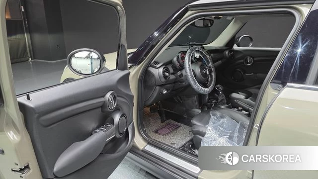 Mini Cooper id 4232994 из Кореи 30