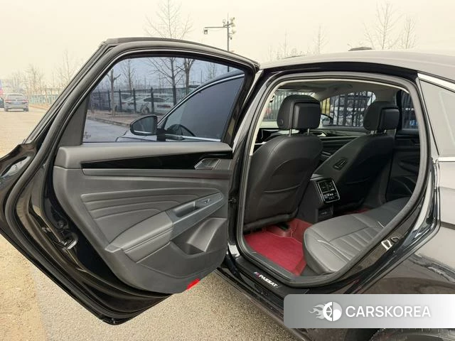 Volkswagen Passat id 4257858 из Китая 45