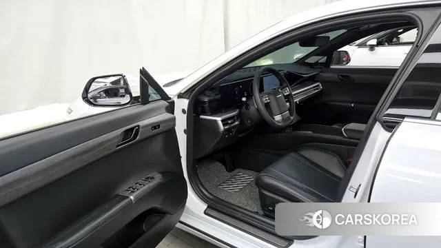 Hyundai Grandeur (GN7) id 3021716 из Кореи 20