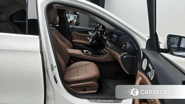 Mercedes-Benz E-Class W213 id 3008559 из Кореи 20