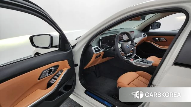 BMW 3 Series (G20) id 4691263 из Кореи 20