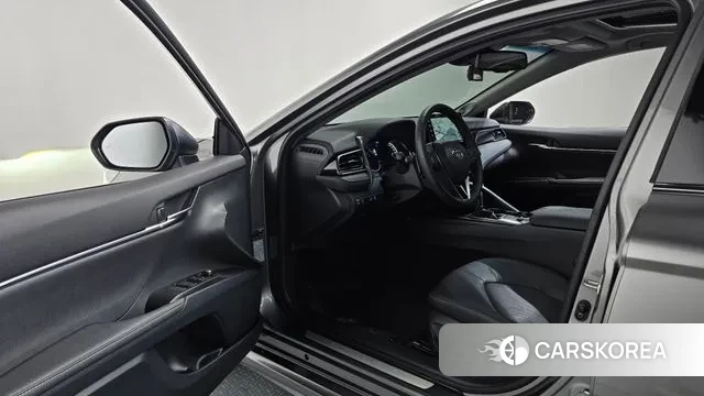 Toyota Camry (XV70) id 3638817 из Кореи 20