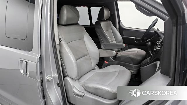 Hyundai The New Grand Starex id 3879575 из Кореи 20