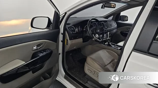 Kia The New Carnival id 3583155 из Кореи 20