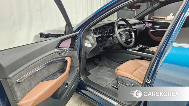 Audi e-Tron id 3898768 из Кореи 20