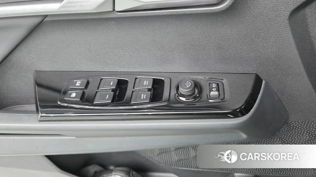 Ssangyong Torres id 4630928 из Кореи 32