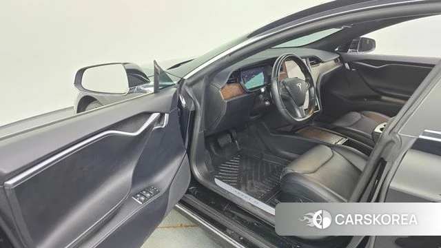 Tesla Model S id 4587149 из Кореи 20