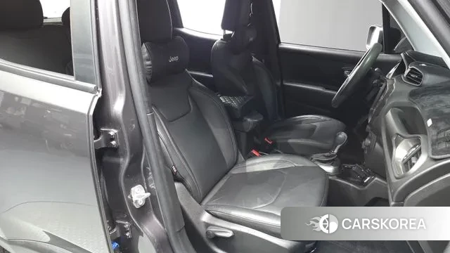 Jeep Renegade id 3535408 из Кореи 20