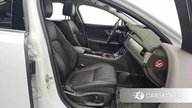 Jaguar XF (X260) id 4610573 из Кореи 20