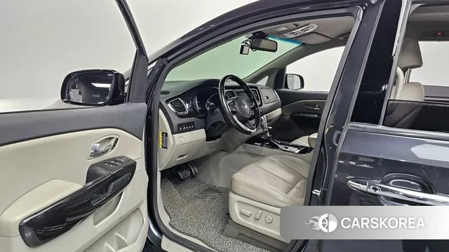 Kia The New Carnival id 3552715 из Кореи 20