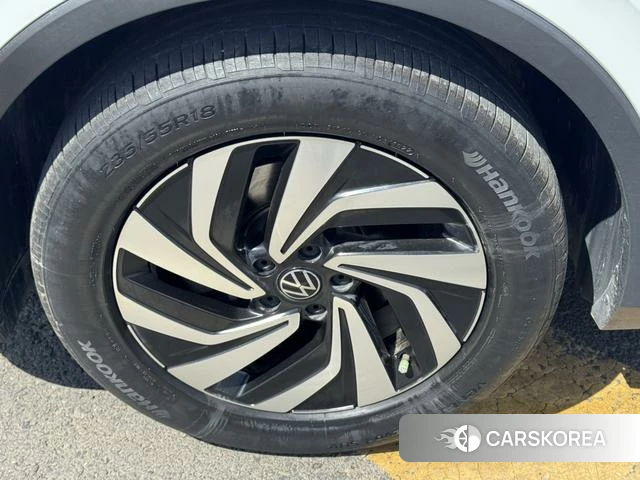Volkswagen Tiguan L id 4367493 из Китая 19
