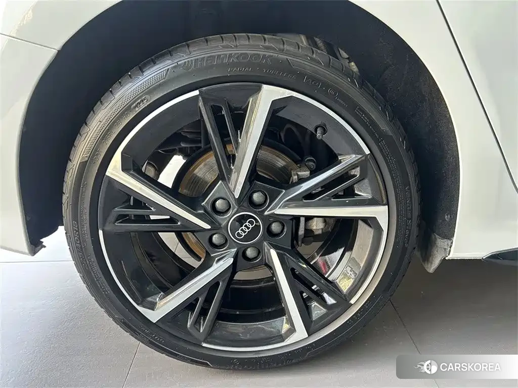 Audi A3 id 4617088 из Китая 13