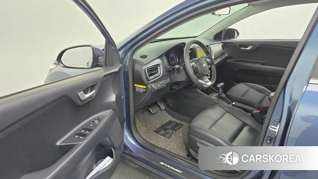 Kia Stonic id 4943934 из Кореи 32