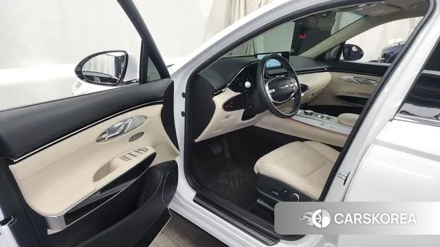 Genesis GV70 id 3472392 из Кореи 20