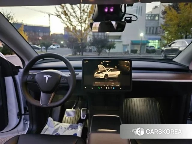 Tesla Model Y id 3341221 из Кореи 20