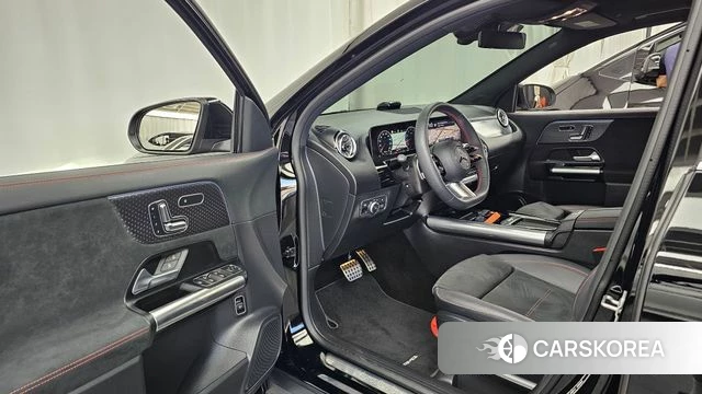 Mercedes-Benz GLA - Class H247 id 4777957 из Кореи 33