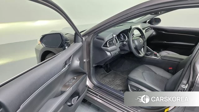 Toyota Camry (XV70) id 4487920 из Кореи 33