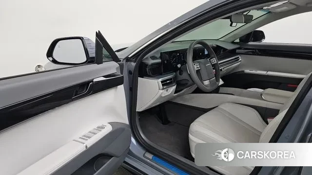 Hyundai Grandeur (GN7) id 3236940 из Кореи 20