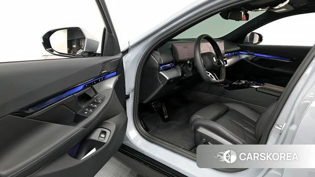 BMW 5 Series (G60) id 3909322 из Кореи 20