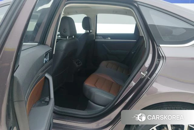 Volkswagen Lavida id 4253998 из Китая 17