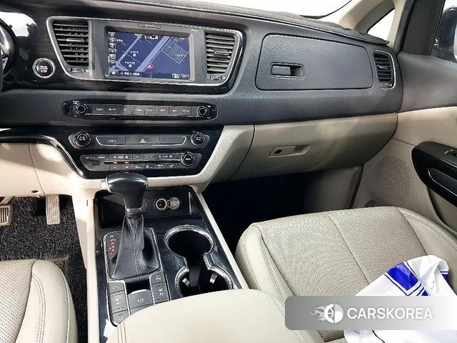 Kia The New Carnival id 4471647 из Кореи 20