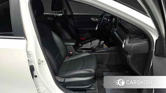 Kia Come New K3 id 3801500 из Кореи 20