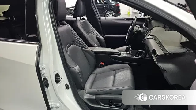 Lexus UX300e id 3421180 из Кореи 20