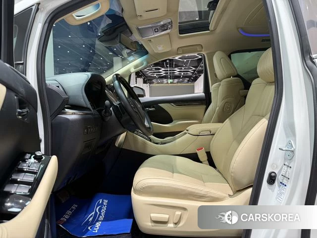Toyota Elfa id 4276501 из Китая 39