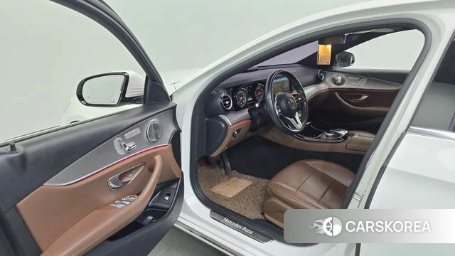 Mercedes-Benz E-Class W213 id 4180560 из Кореи 20