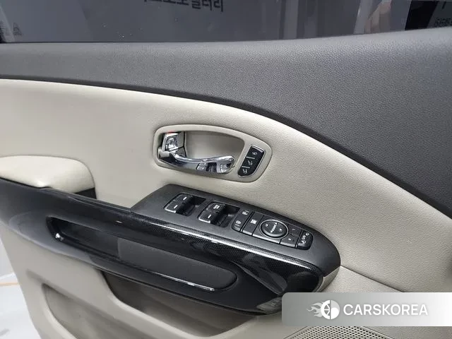 Kia All New Carnival id 3229784 из Кореи 19