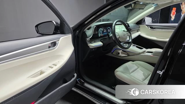 Hyundai The New Grandeur IG Hybrid id 4282312 из Кореи 34