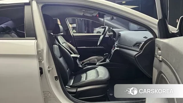 Hyundai Avante AD id 3429476 из Кореи 20