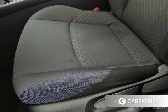 Toyota C-HR id 4314089 из Китая 48