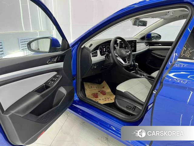 Volkswagen Bora id 4313523 из Китая 21